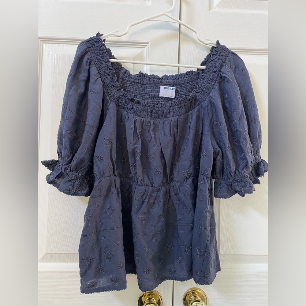NWT Old Navy Puff-Sleeve Smocked Embroidered Babydoll Blouse